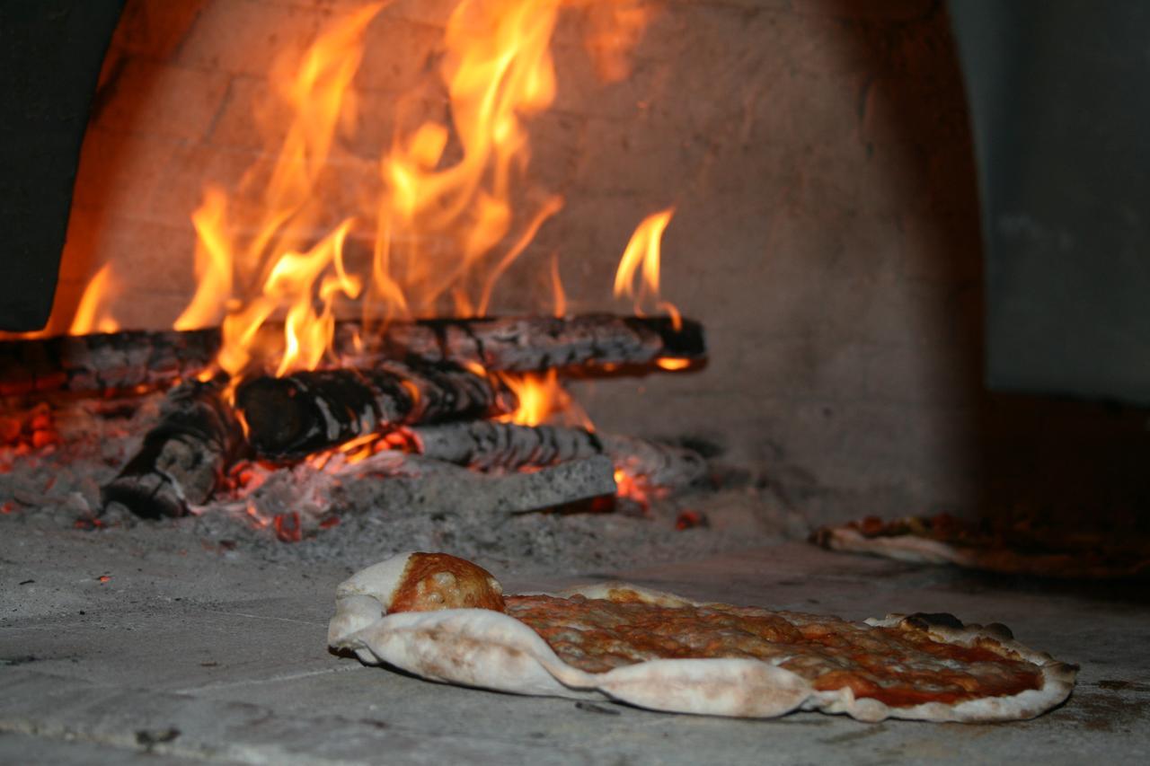 Hotel Ristorante Benigni Campagnano Di Roma Zewnętrze zdjęcie